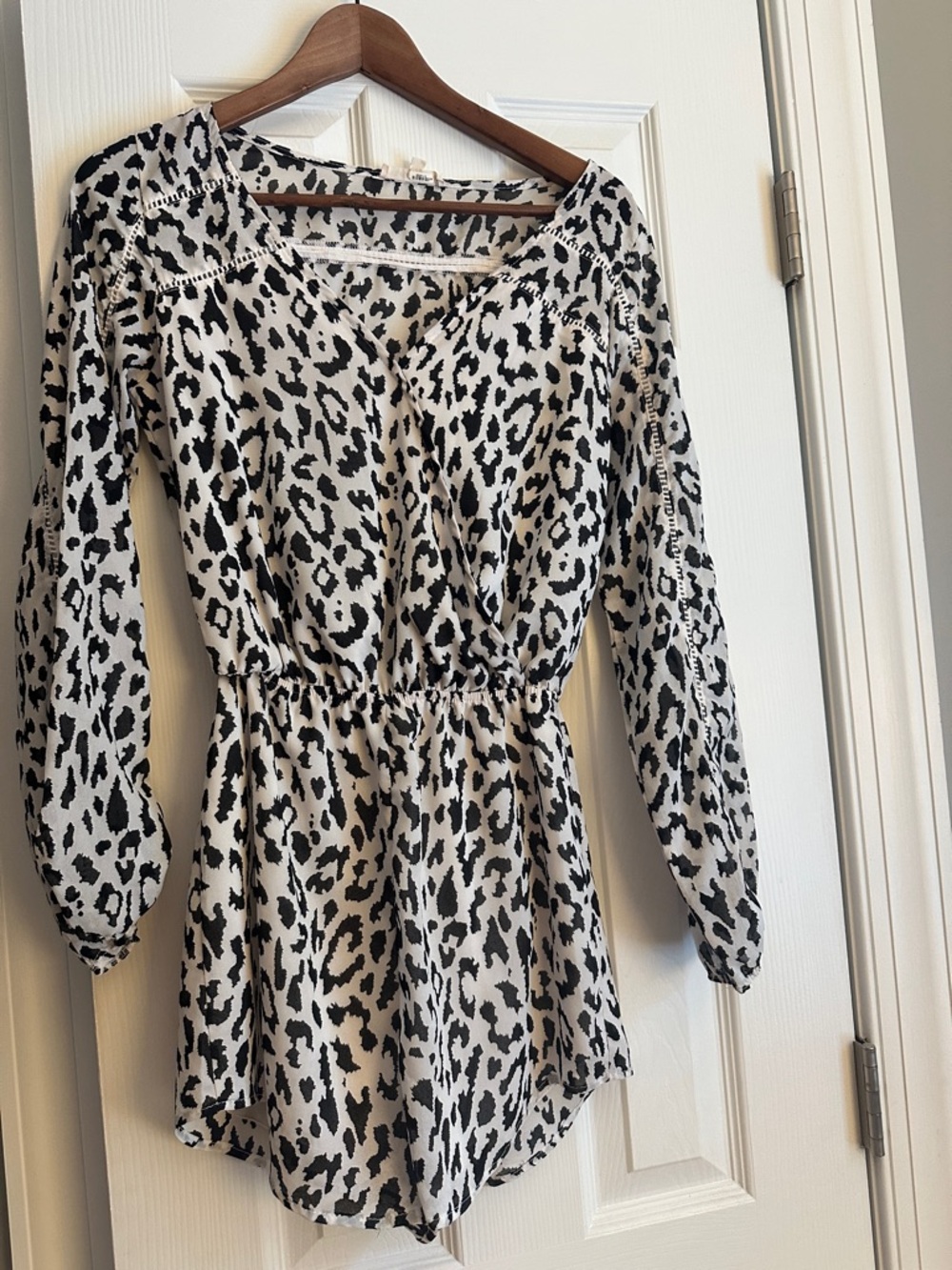 vestique white and Black Long Sleeve Leopard Print Dress. Worn once